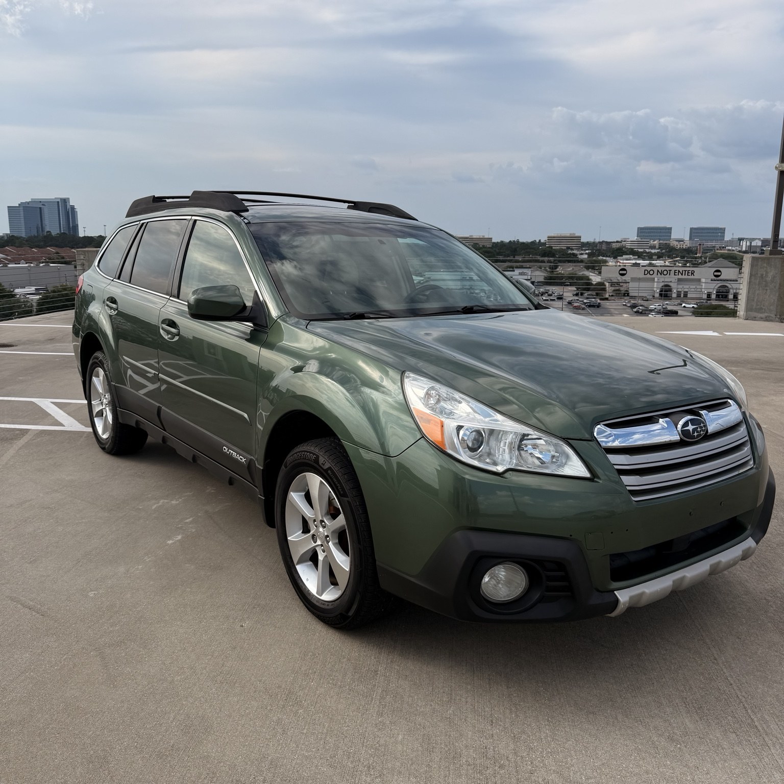 2013 Subaru Outback 2.5i Limited - Main photo